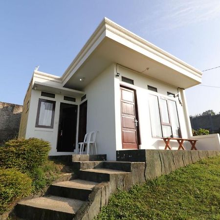 Lembur Incu Syariah Villa & Resto Lembang Exteriér fotografie
