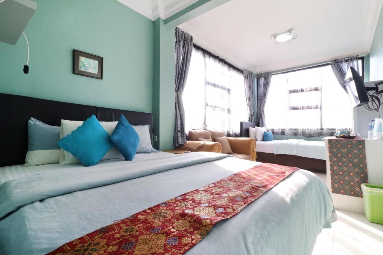 Lembur Incu Syariah Villa & Resto Lembang Exteriér fotografie
