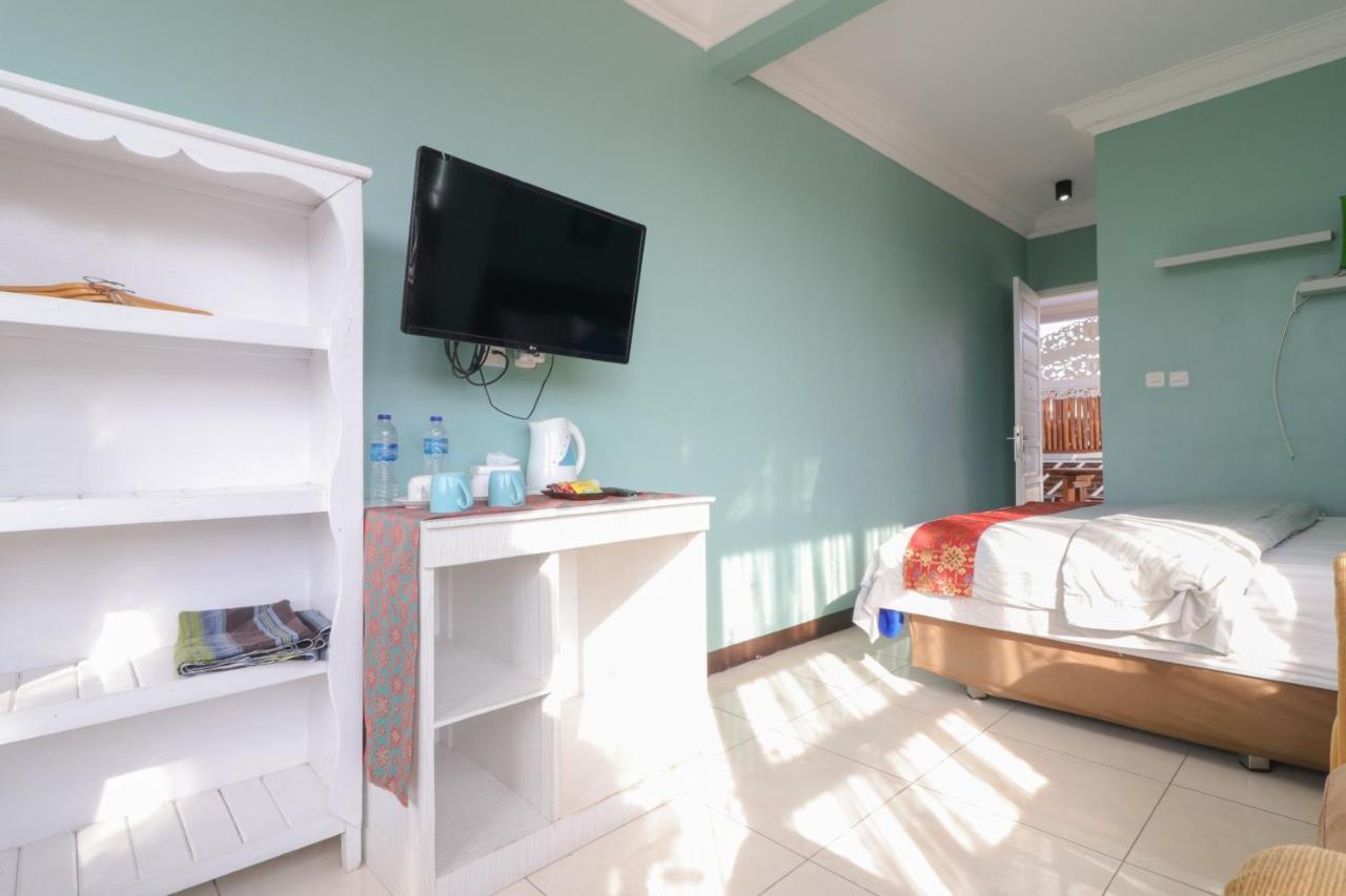 Lembur Incu Syariah Villa & Resto Lembang Exteriér fotografie